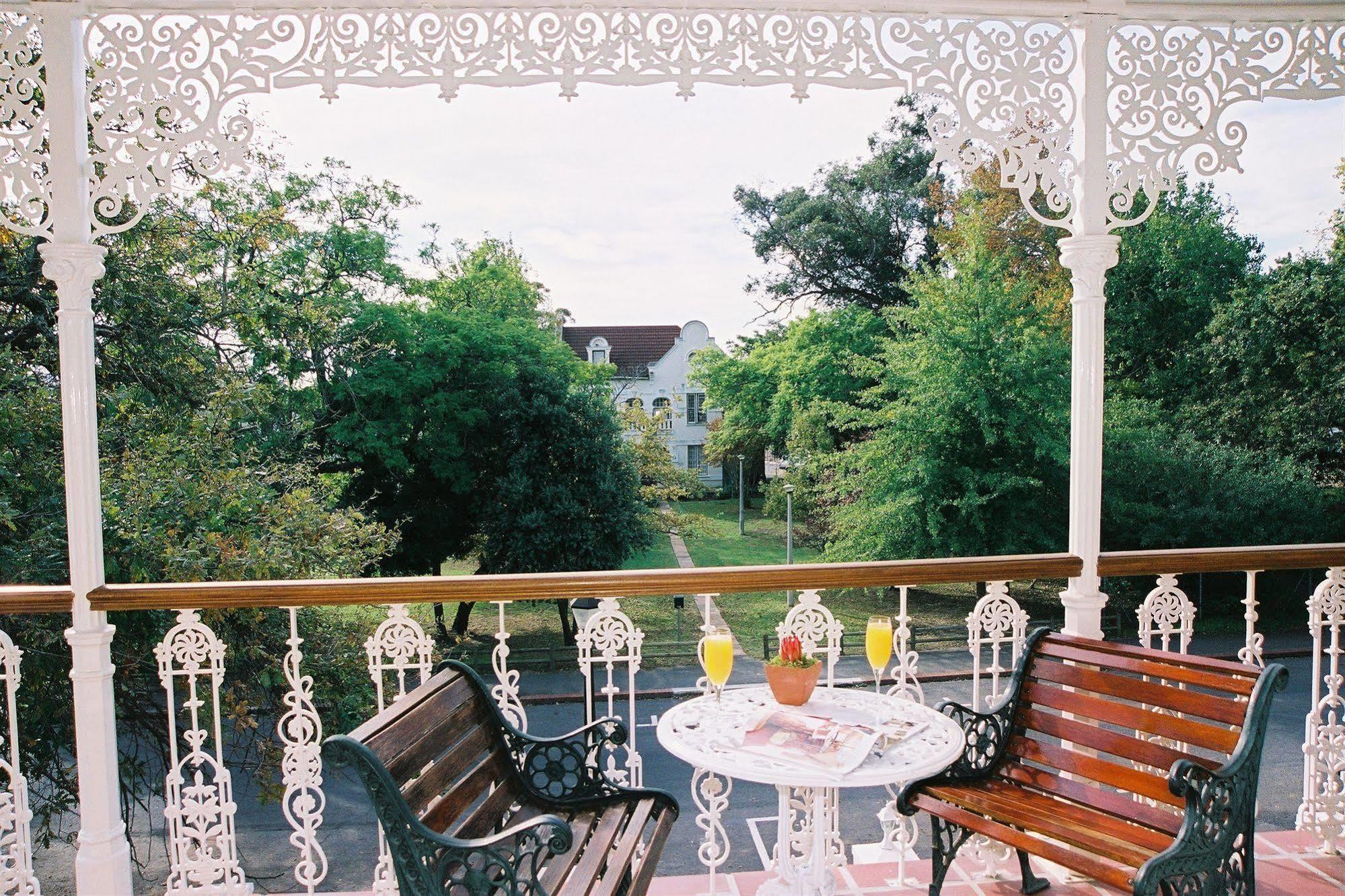 Evergreen Manor And Spa Stellenbosch Restaurant photo